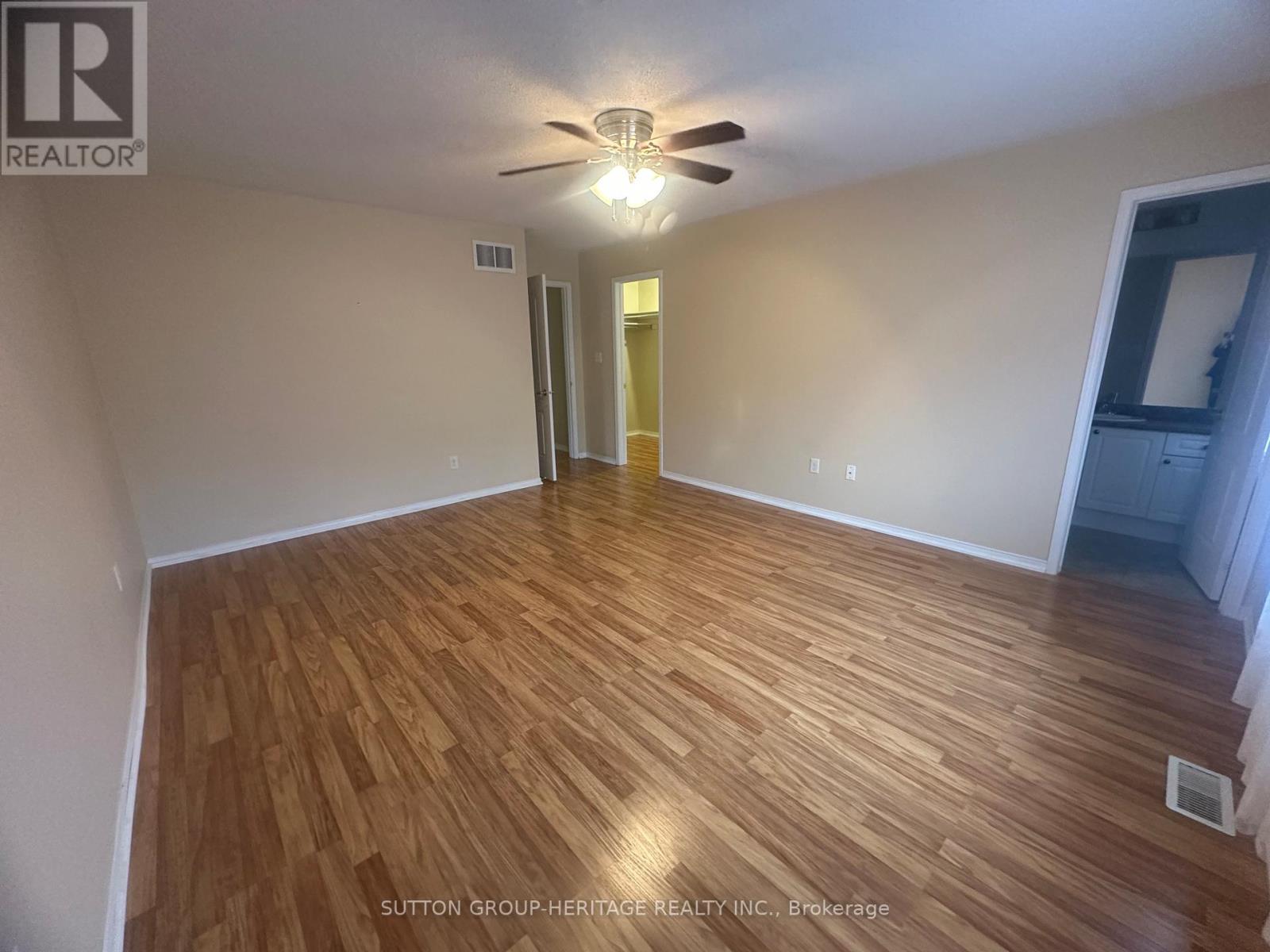 4 Summerside Avenue, Whitby, Ontario  L1R 0G3 - Photo 17 - E12471125