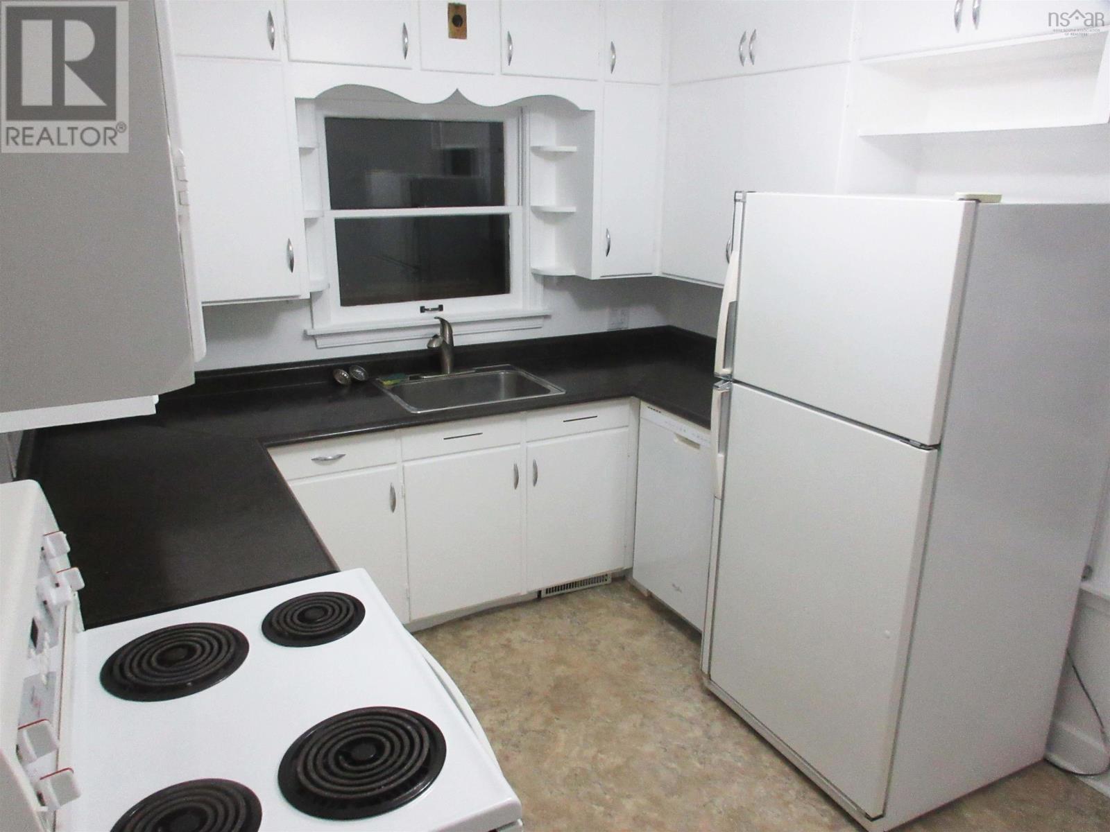 74 Exhibition Street, Truro, Nova Scotia  B2N 4C7 - Photo 2 - 202526056