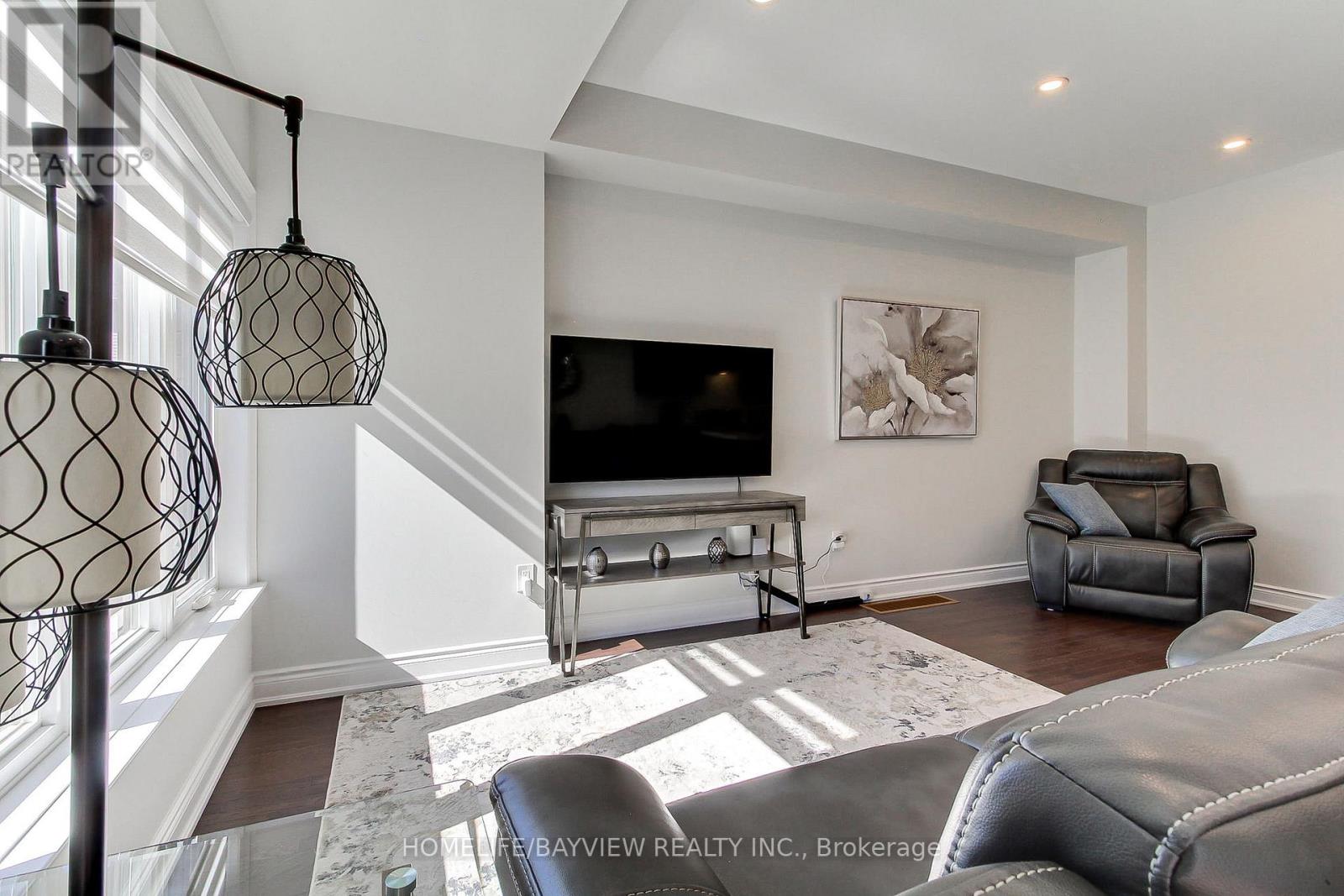 37 Arnold Crescent, New Tecumseth (Alliston), Ontario  L9R 0T6 - Photo 18 - N12471094