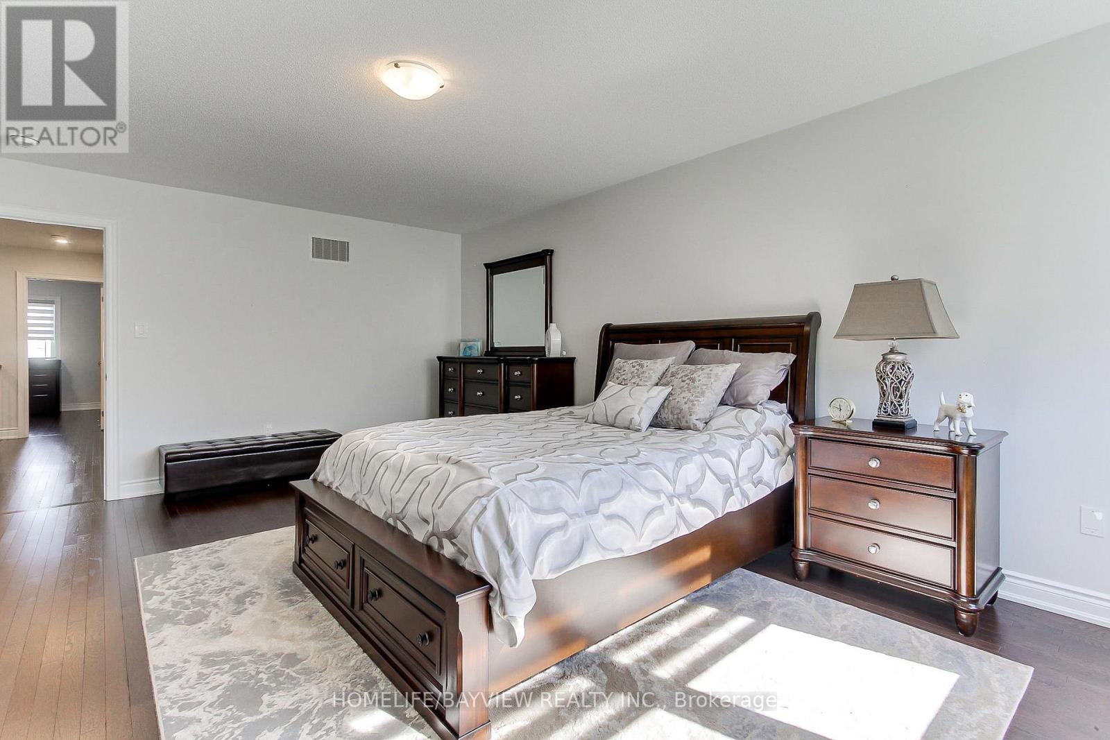 37 Arnold Crescent, New Tecumseth (Alliston), Ontario  L9R 0T6 - Photo 26 - N12471094