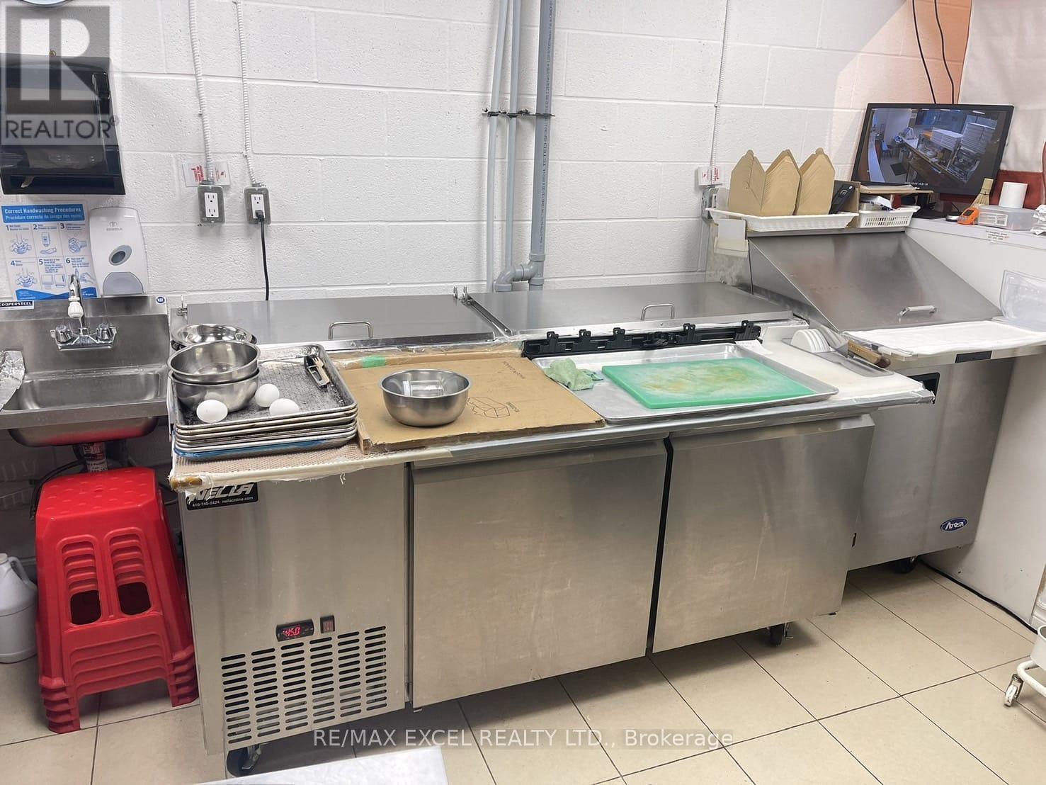 1fc15 - 9390 Woodbine Avenue, Markham, Ontario  L6C 1T5 - Photo 6 - N12471096