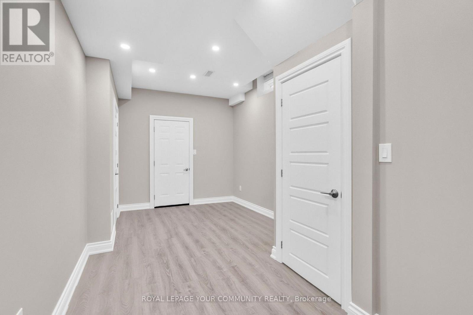 8 King Boulevard, King, Ontario  L7B 0P4 - Photo 43 - N12471114