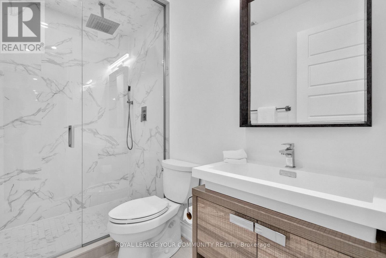8 King Boulevard, King, Ontario  L7B 0P4 - Photo 45 - N12471114