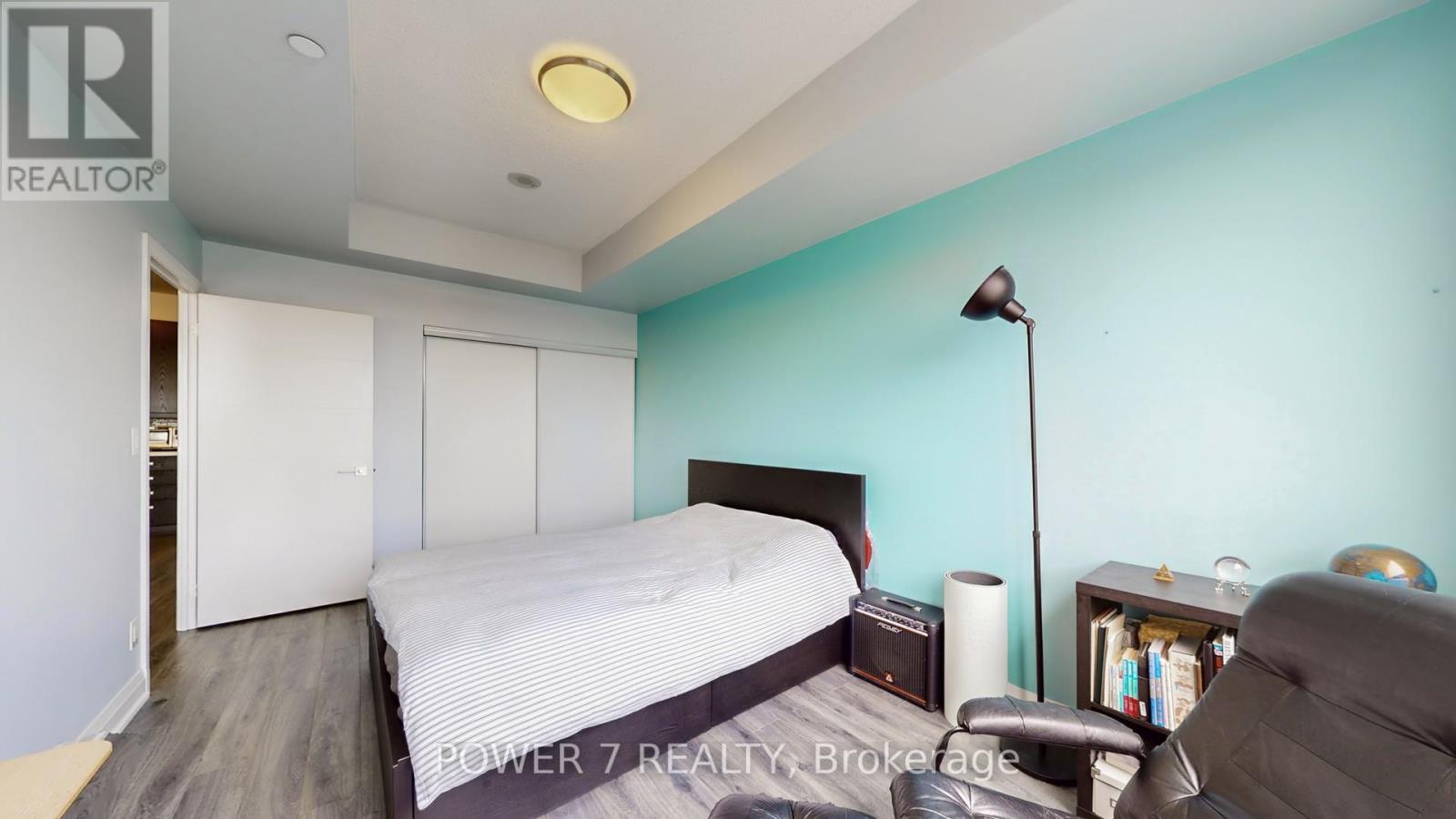 718 - 28 Uptown Drive, Markham (Unionville), Ontario  L3R 5M8 - Photo 15 - N12471117