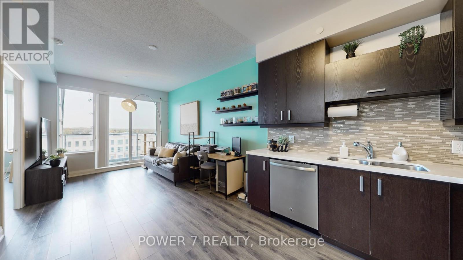 718 - 28 Uptown Drive, Markham (Unionville), Ontario  L3R 5M8 - Photo 3 - N12471117