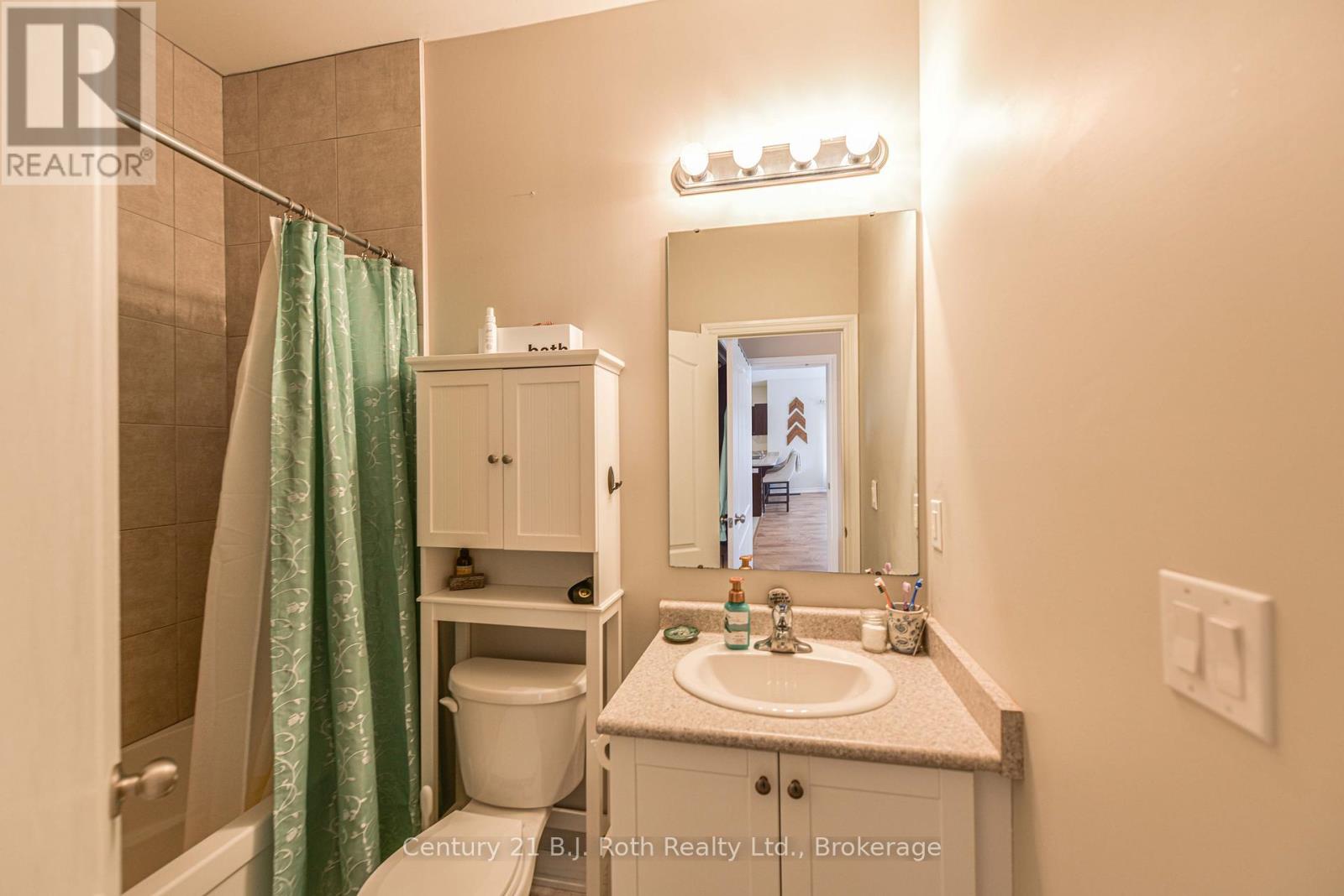 15 Isabella Drive, Orillia, Ontario  L3V 0E2 - Photo 9 - S12471157