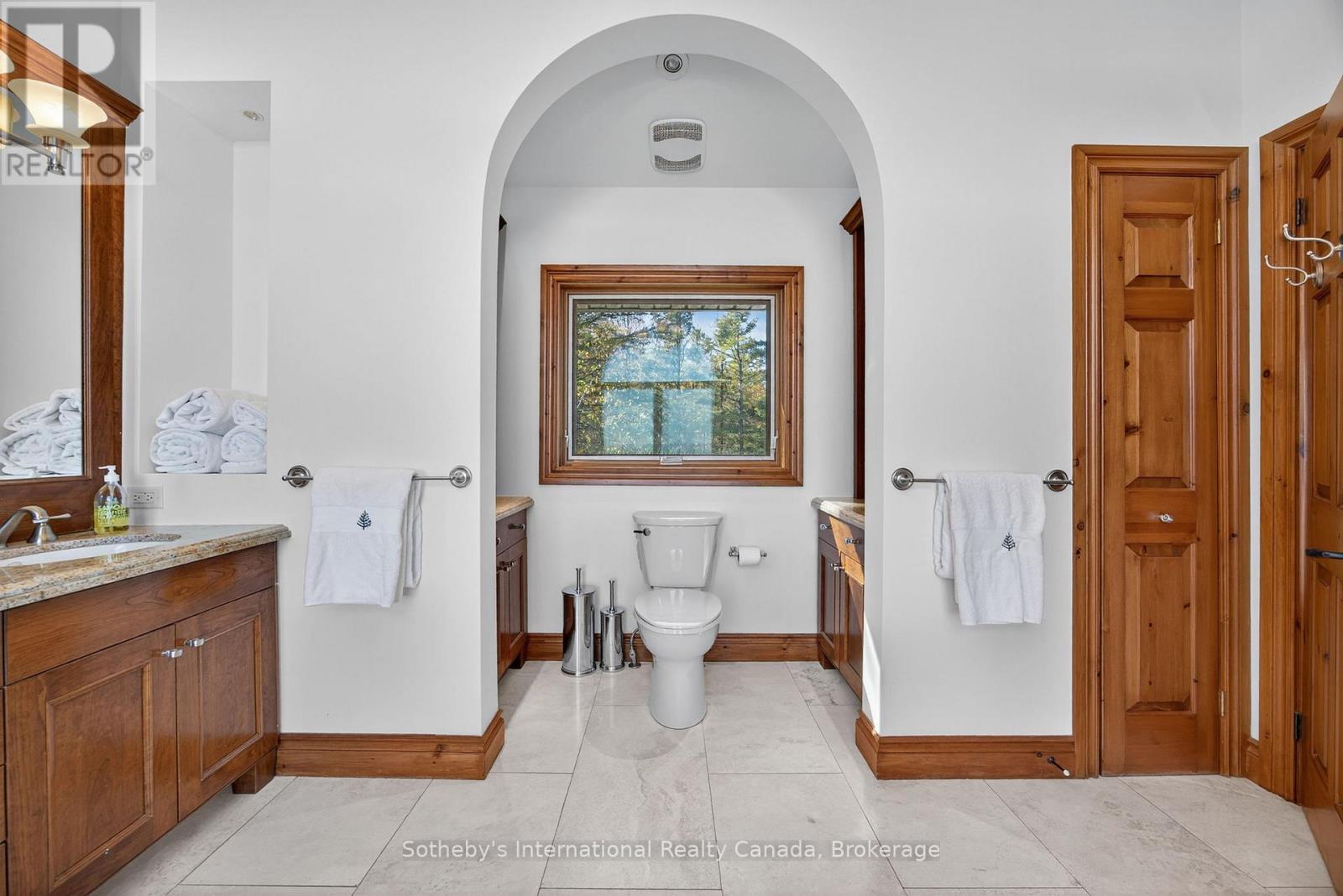589374 19 Grey Road, Blue Mountains, Ontario  L9Y 0R6 - Photo 31 - X12471174