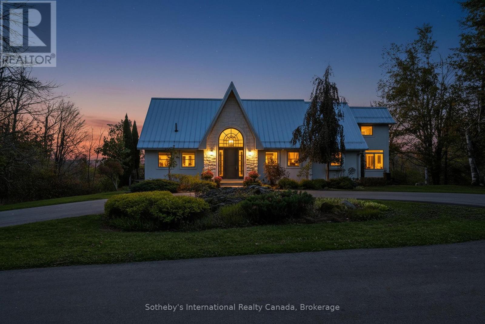 589374 19 Grey Road, Blue Mountains, Ontario  L9Y 0R6 - Photo 4 - X12471174