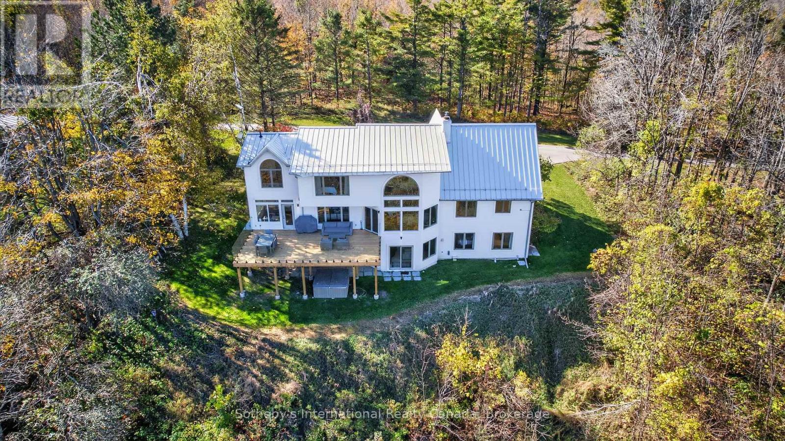 589374 19 Grey Road, Blue Mountains, Ontario  L9Y 0R6 - Photo 48 - X12471174