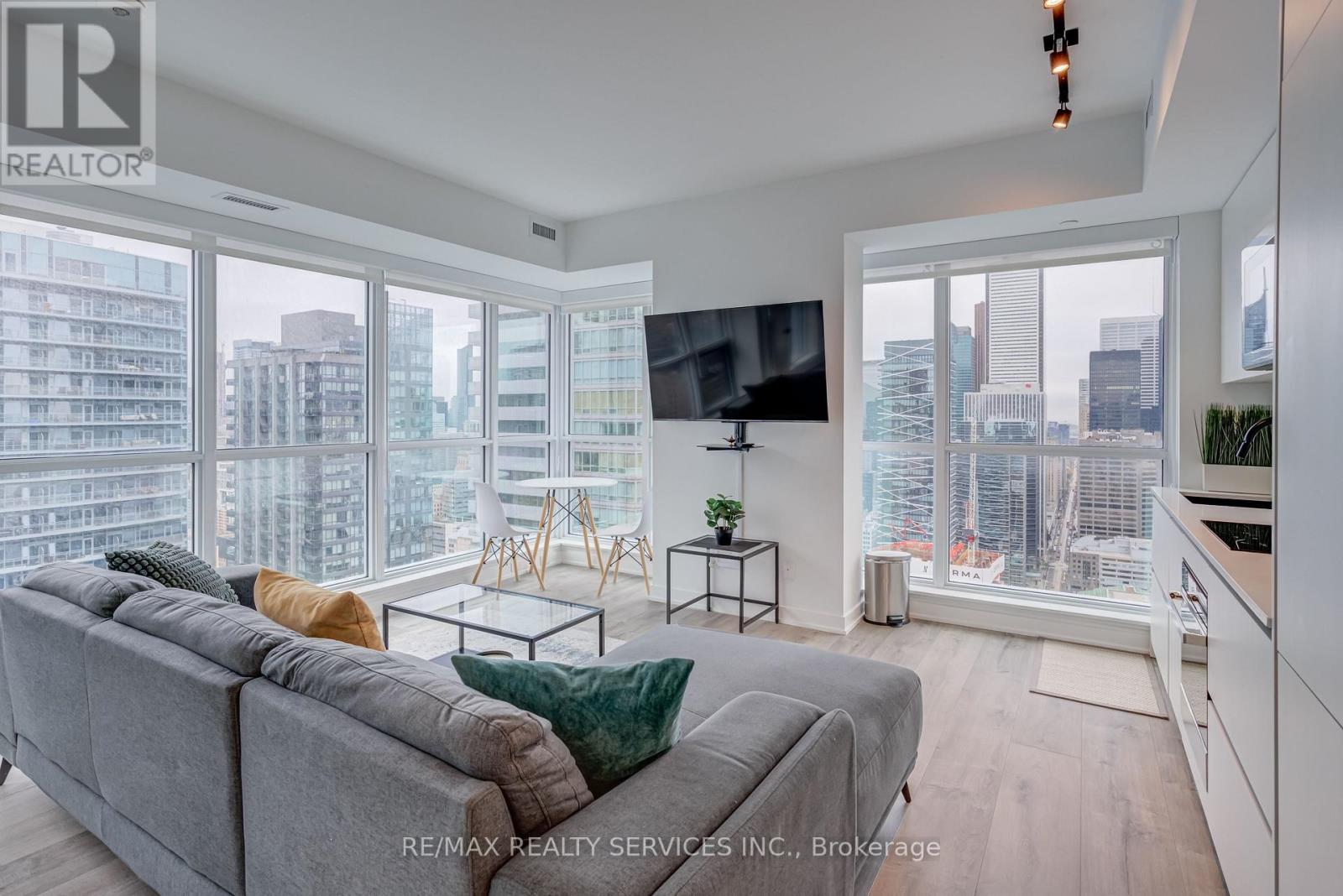 4106 - 327 King Street W, Toronto, Ontario  M5V 0W7 - Photo 17 - C12365171