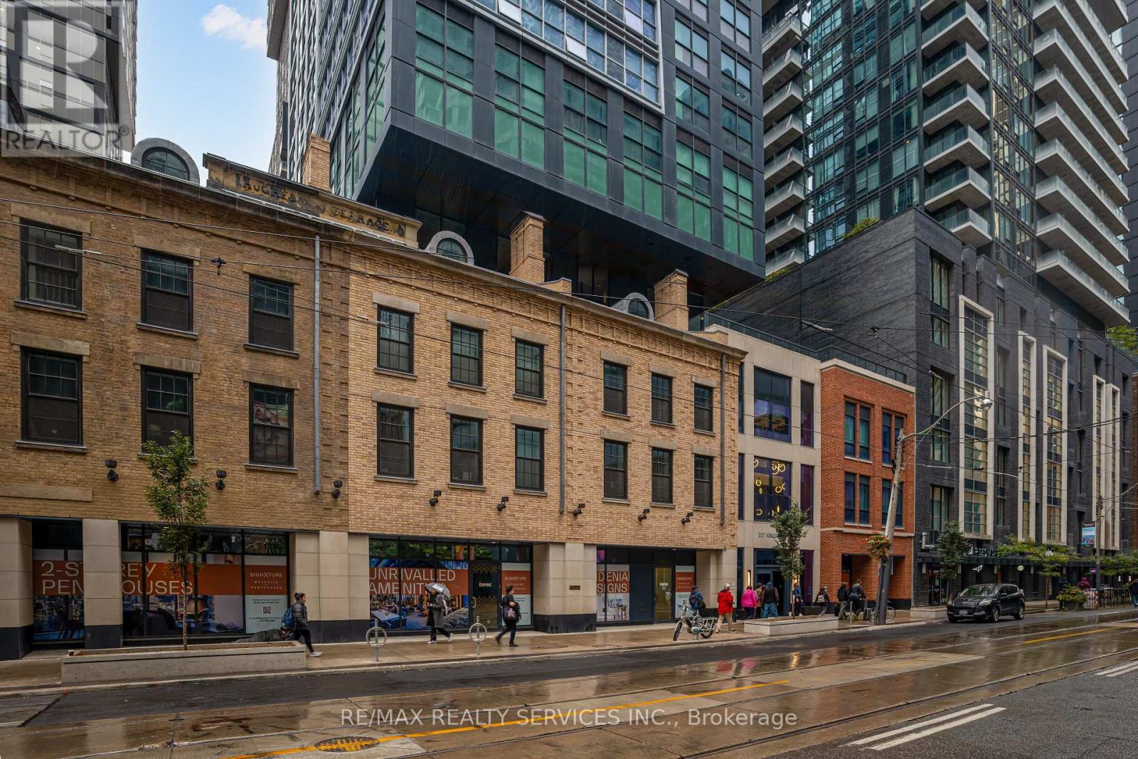 4106 - 327 King Street W, Toronto, Ontario  M5V 0W7 - Photo 3 - C12365171