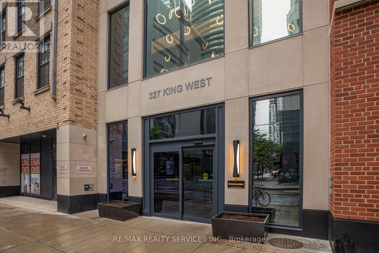 4106 - 327 King Street W, Toronto, Ontario  M5V 0W7 - Photo 7 - C12365171