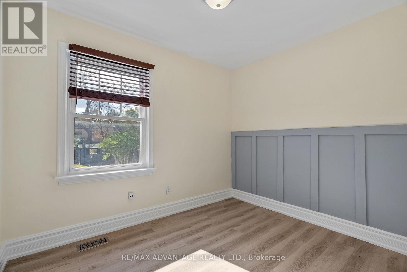 555 Chester Street, London South, Ontario  N6C 2K1 - Photo 16 - X12471166