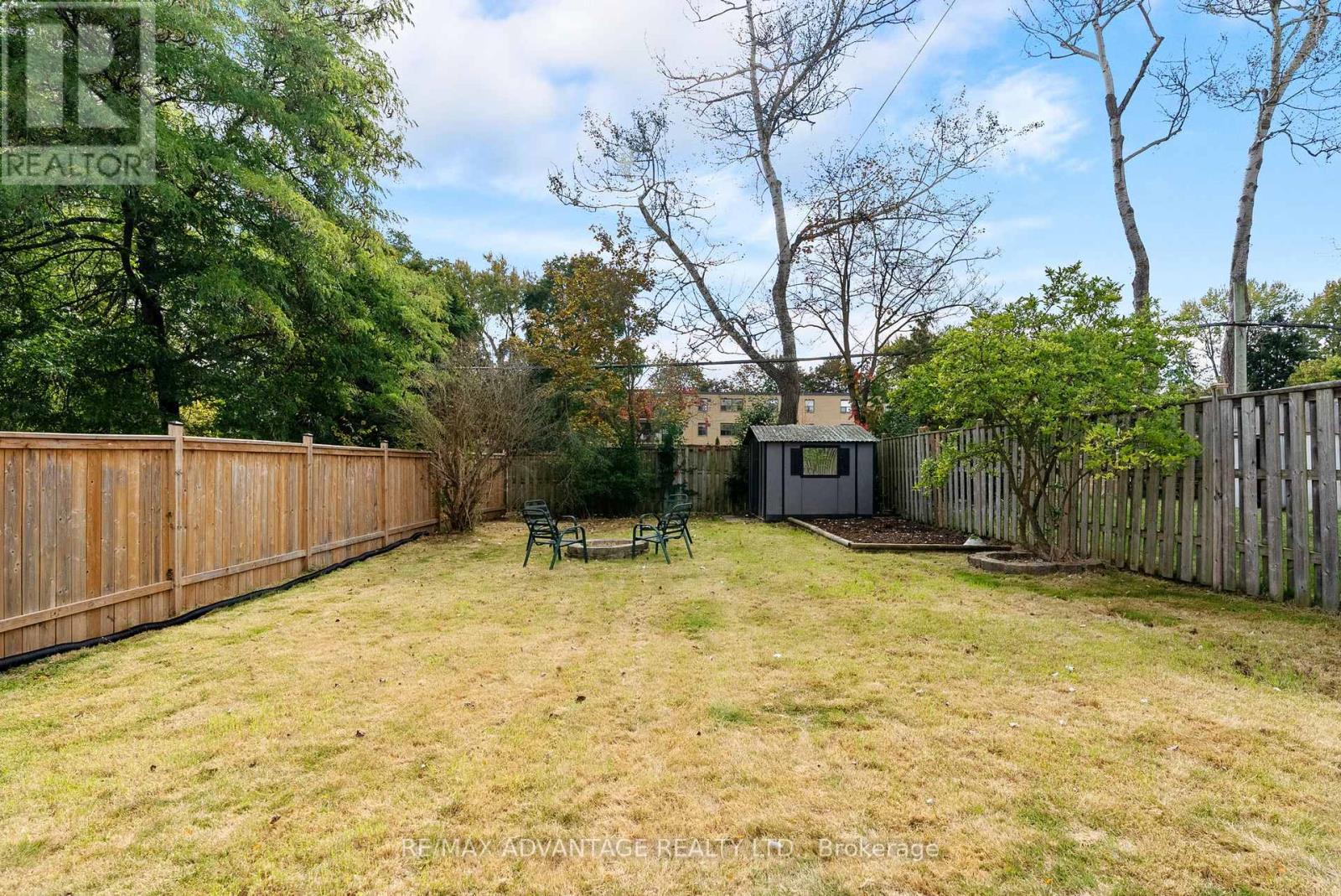 555 Chester Street, London South, Ontario  N6C 2K1 - Photo 41 - X12471166