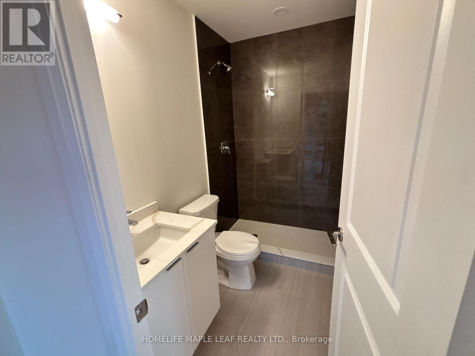 512 - 15 Watergarden Drive, Mississauga, Ontario  L5R 0H4 - Photo 11 - W12471091