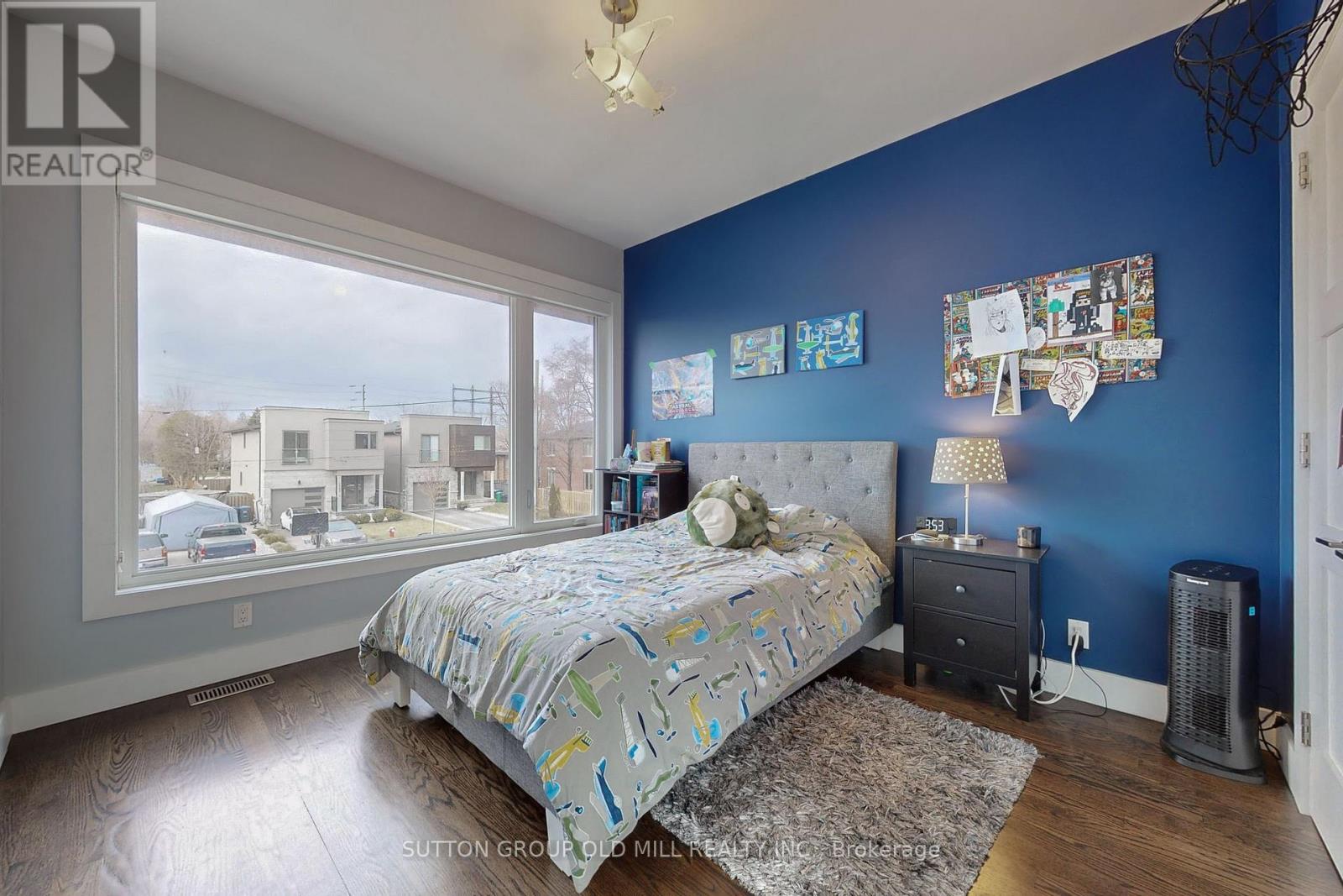 1086 Gardner Avenue, Mississauga, Ontario  L5E 1B7 - Photo 29 - W12471104