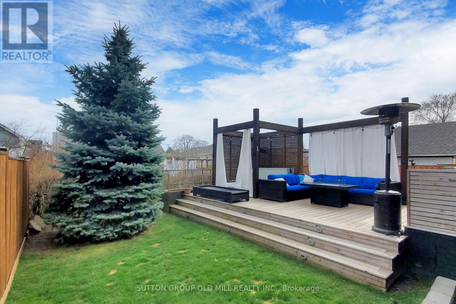 1086 Gardner Avenue, Mississauga, Ontario  L5E 1B7 - Photo 41 - W12471104