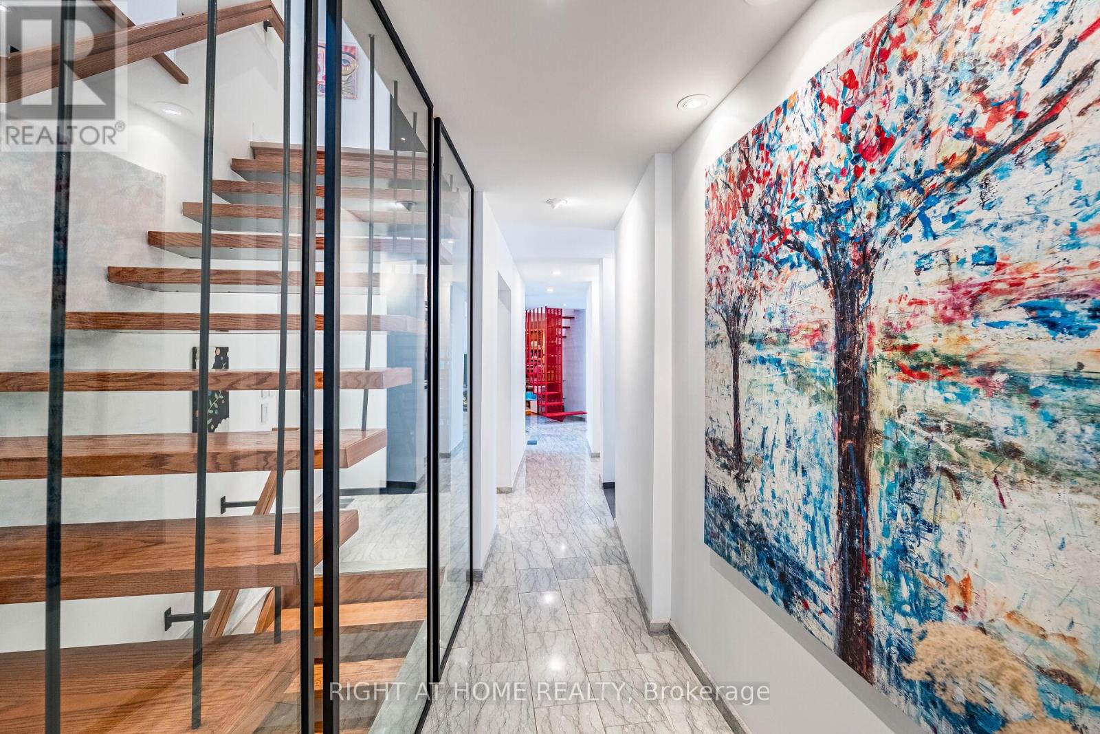 1 Friars Lane, Toronto, Ontario  M9A 1T6 - Photo 12 - W12471110