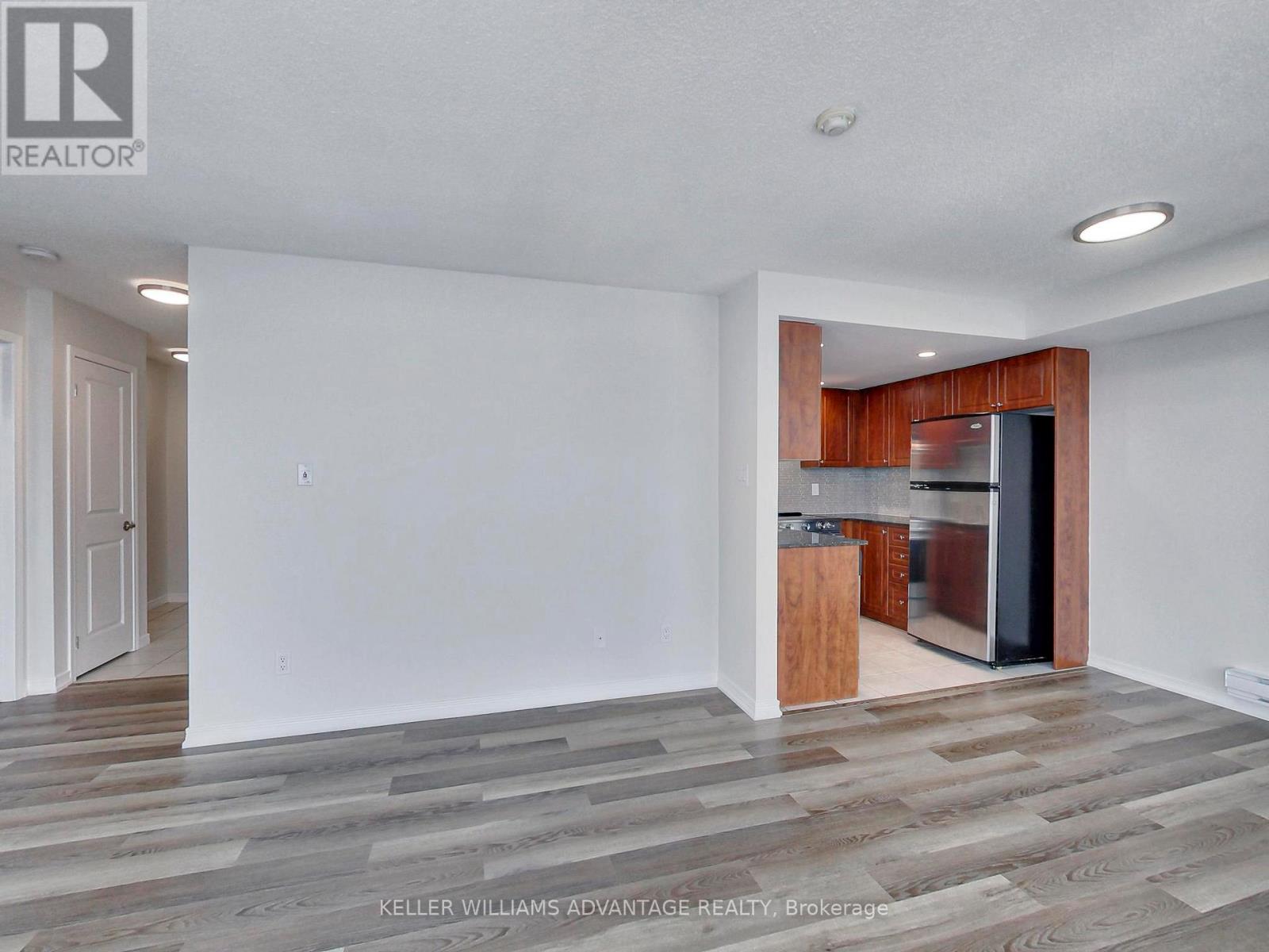 2204 - 9 George Street, Brampton, Ontario  L6X 0T6 - Photo 13 - W12471118