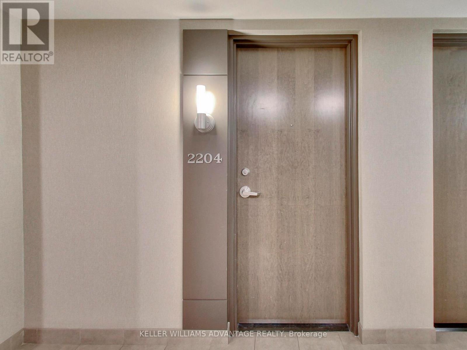 2204 - 9 George Street, Brampton, Ontario  L6X 0T6 - Photo 2 - W12471118