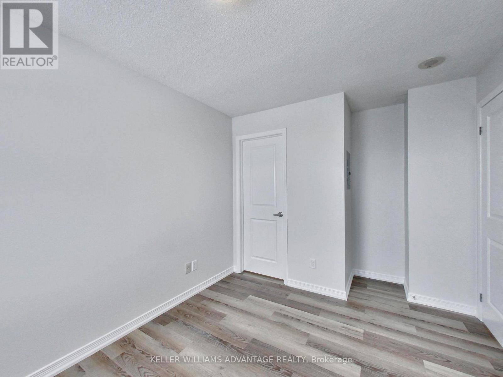 2204 - 9 George Street, Brampton, Ontario  L6X 0T6 - Photo 25 - W12471118