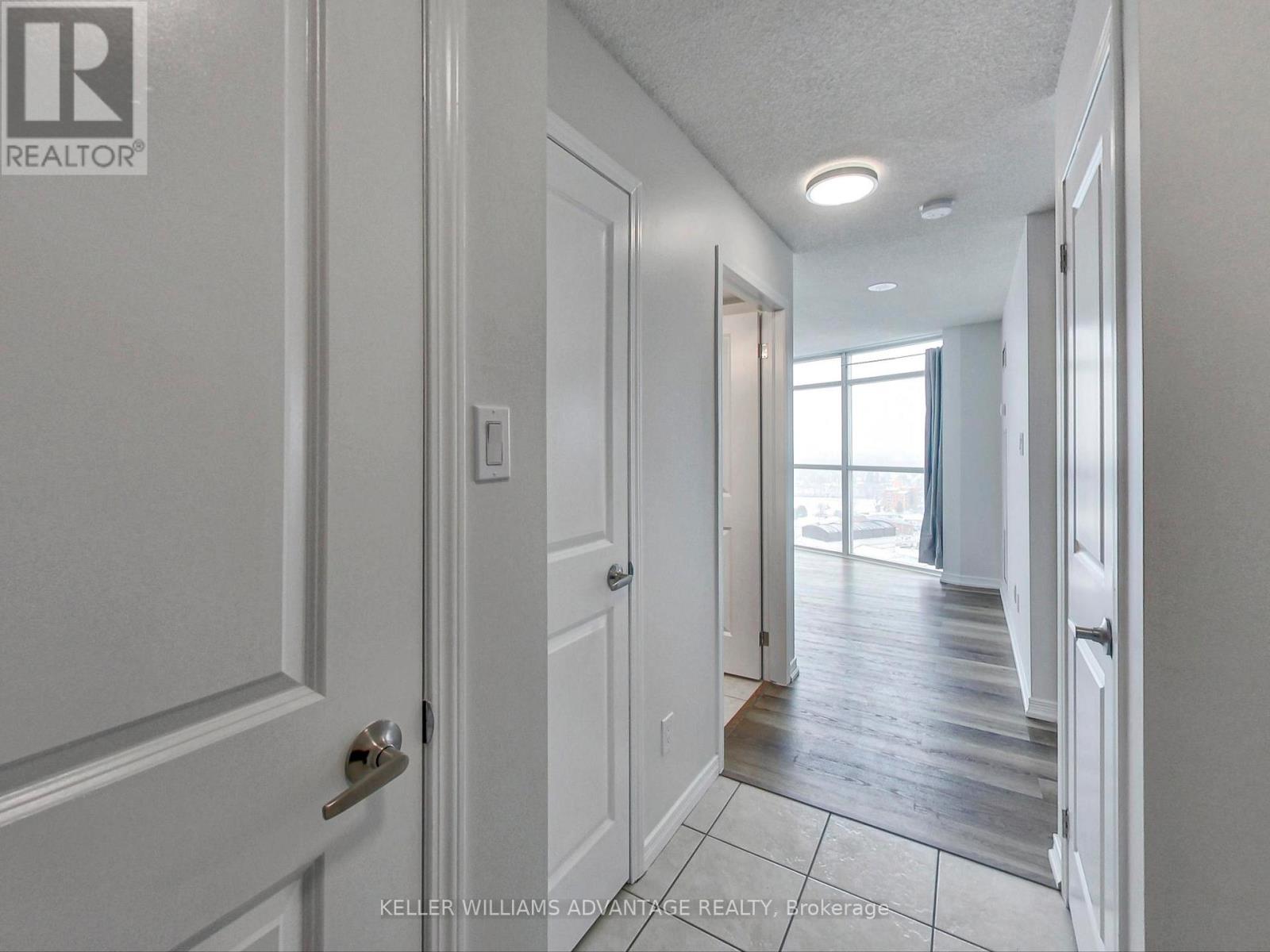 2204 - 9 George Street, Brampton, Ontario  L6X 0T6 - Photo 4 - W12471118
