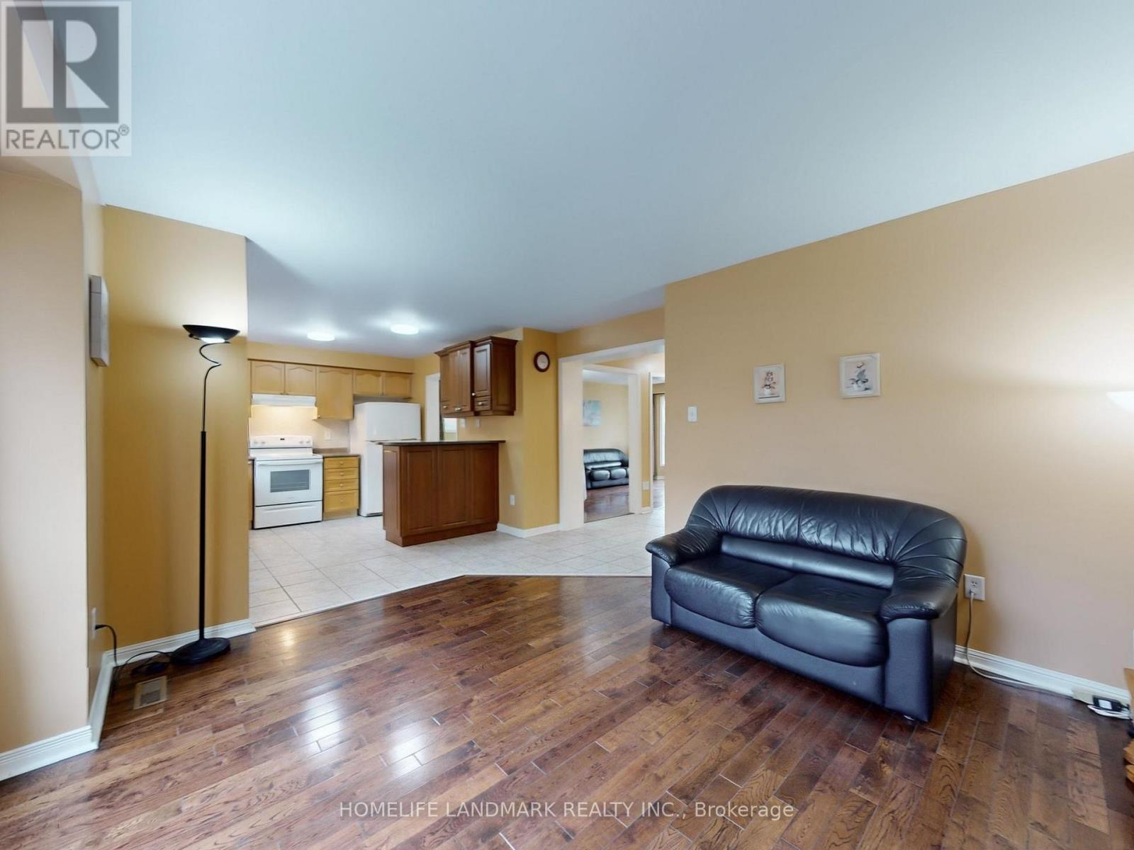 5919 Osprey Boulevard, Mississauga, Ontario  L5N 8J7 - Photo 14 - W12471127