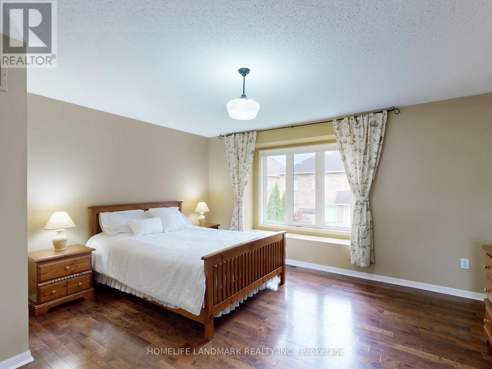 5919 Osprey Boulevard, Mississauga, Ontario  L5N 8J7 - Photo 24 - W12471127