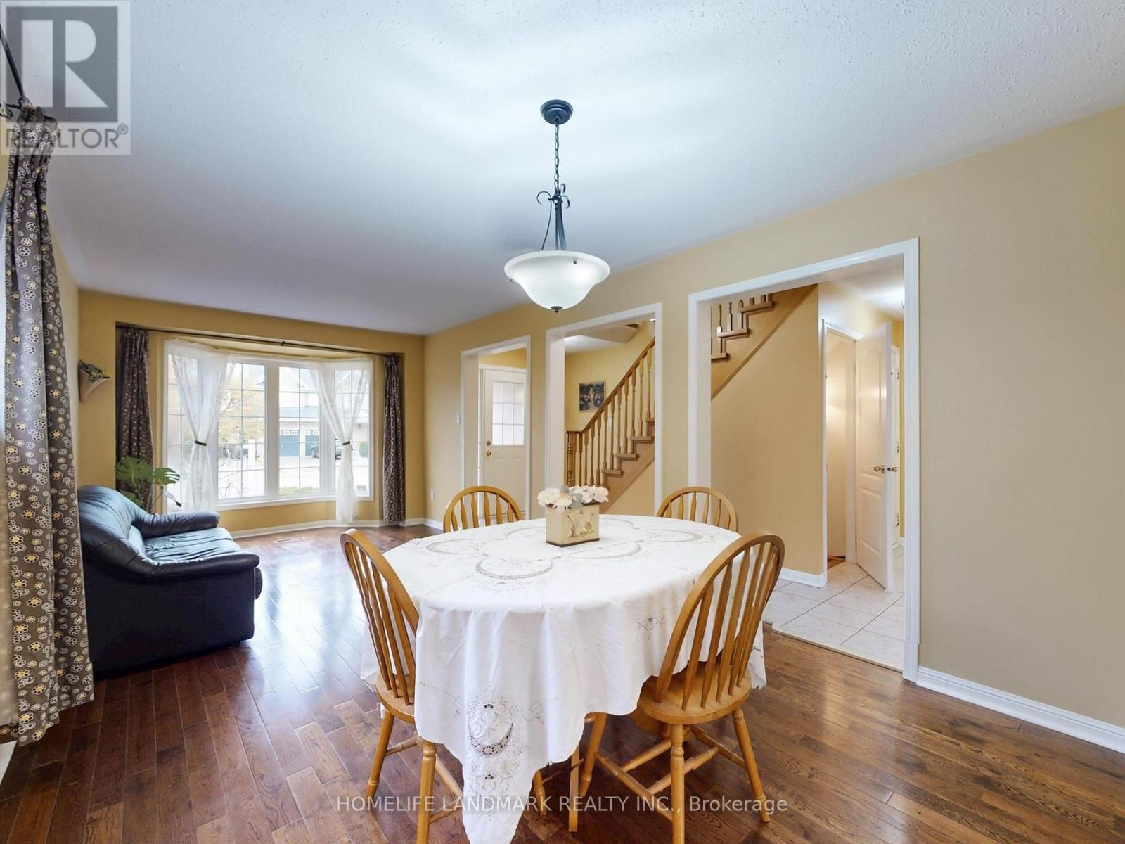 5919 Osprey Boulevard, Mississauga, Ontario  L5N 8J7 - Photo 7 - W12471127