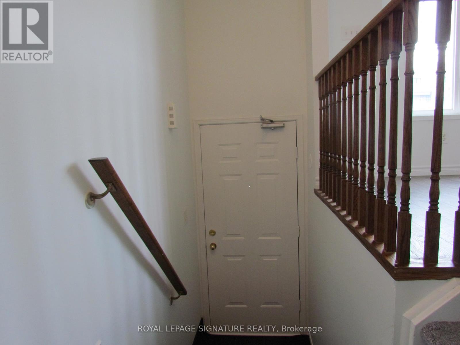 69 - 3056 Eglinton Avenue W, Mississauga, Ontario  L5M 8E4 - Photo 2 - W12471129