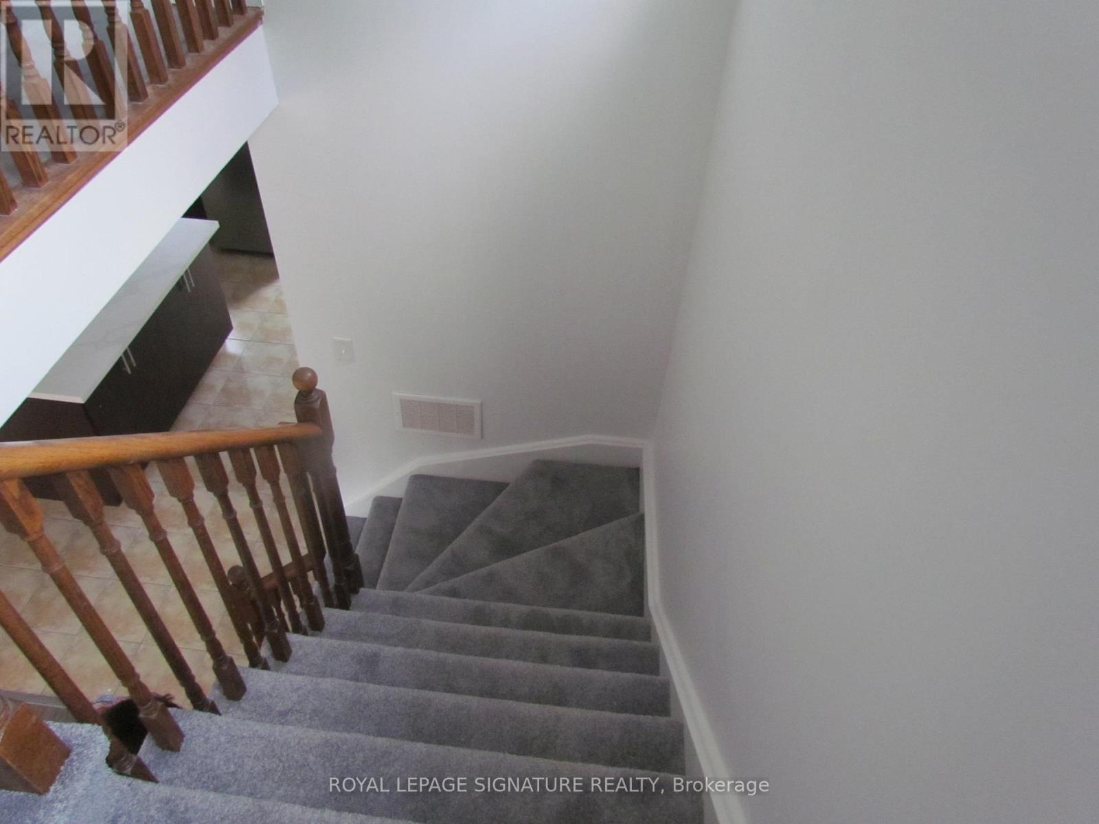 69 - 3056 Eglinton Avenue W, Mississauga, Ontario  L5M 8E4 - Photo 30 - W12471129