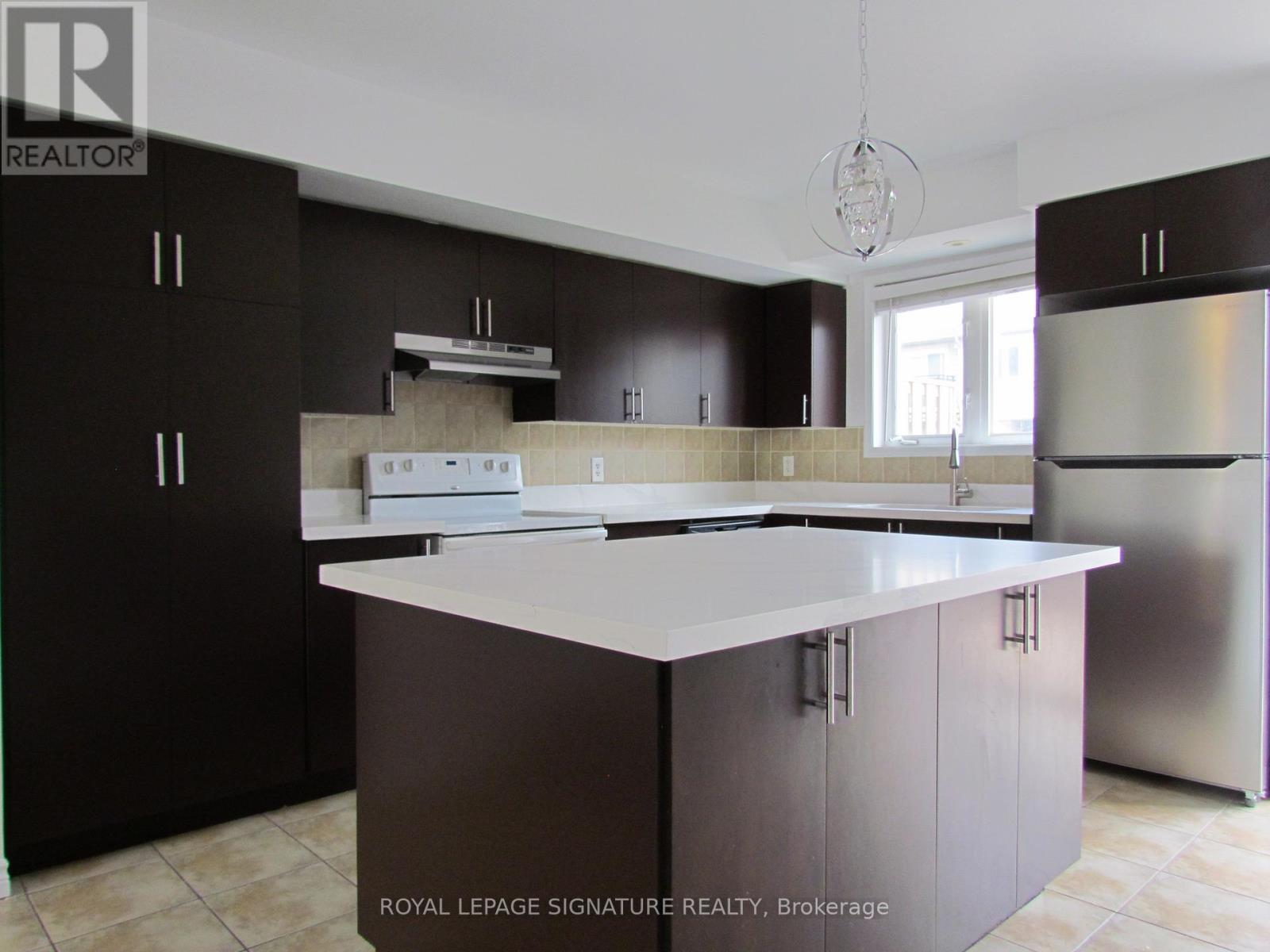 69 - 3056 Eglinton Avenue W, Mississauga, Ontario  L5M 8E4 - Photo 6 - W12471129