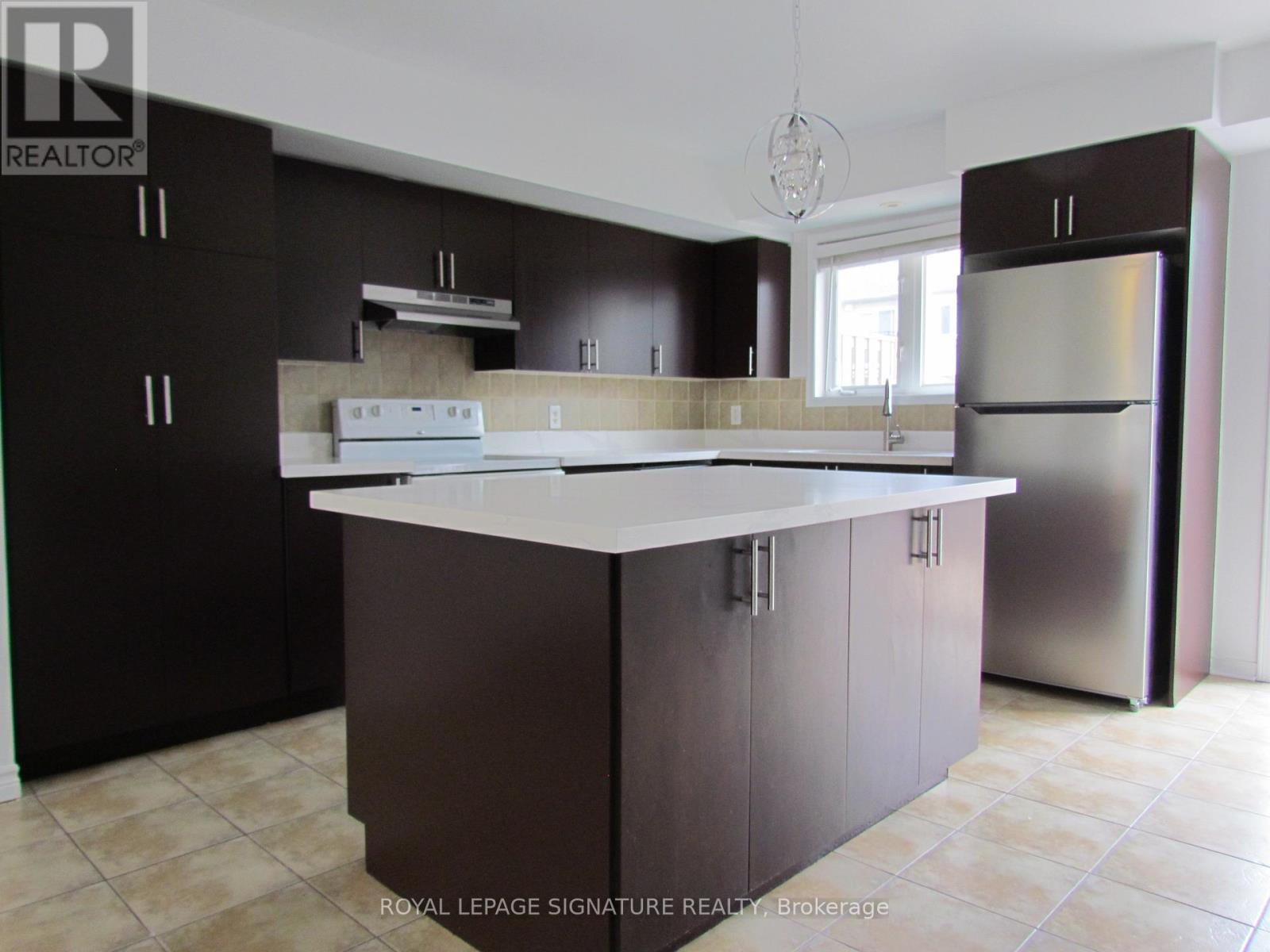 69 - 3056 Eglinton Avenue W, Mississauga, Ontario  L5M 8E4 - Photo 7 - W12471129