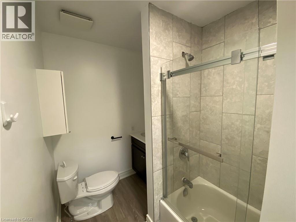 160 Westcourt Place, Waterloo, Ontario  N2L 2R7 - Photo 19 - 40780249