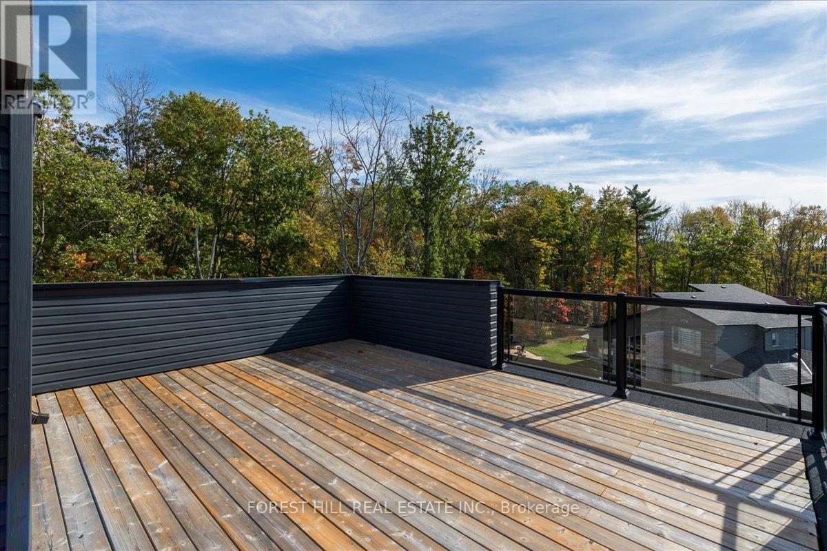 111 Marina Village Drive, Georgian Bay, Ontario  L0K 1S0 - Photo 22 - X12471093