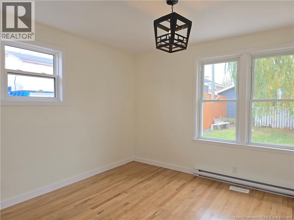 485 Varrily, Bathurst, New Brunswick  E8K 1W3 - Photo 23 - NB128777