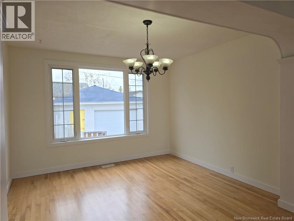 485 Varrily, Bathurst, New Brunswick  E8K 1W3 - Photo 7 - NB128777