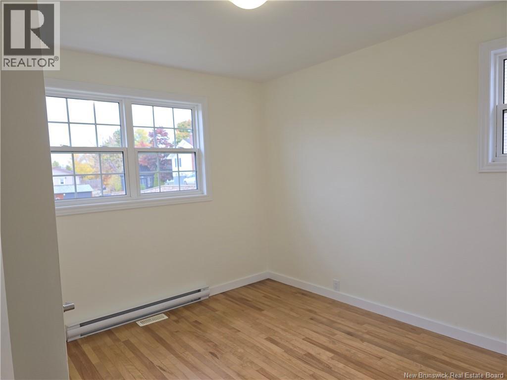 485 Varrily, Bathurst, New Brunswick  E8K 1W3 - Photo 18 - NB128777