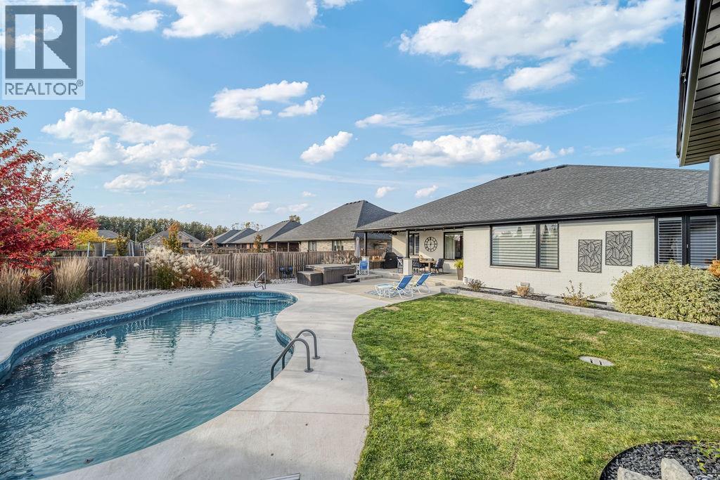 3489 Timber Ridge Road, Plympton-Wyoming, Ontario  N0N 1E0 - Photo 33 - 25026531