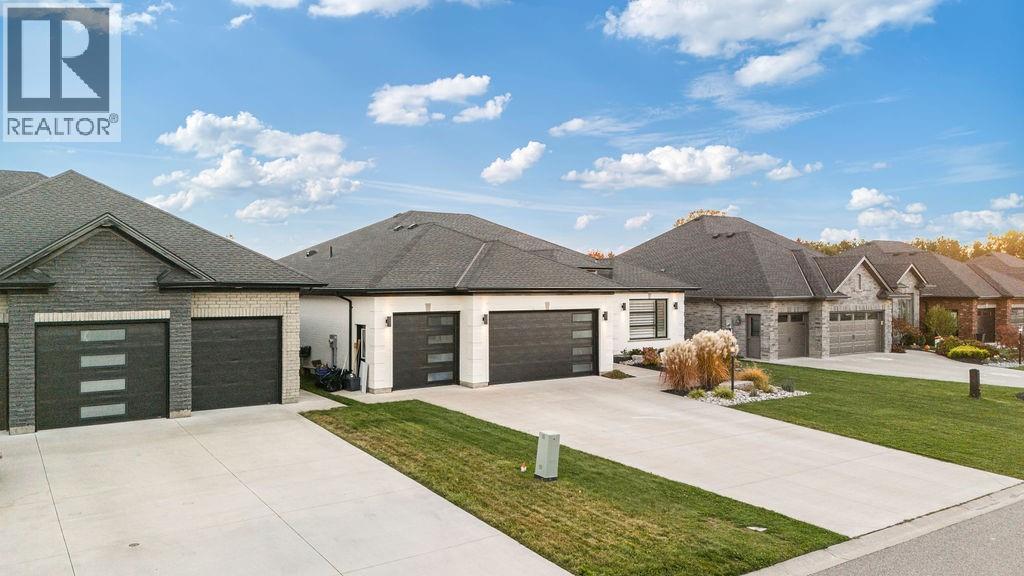 3489 Timber Ridge Road, Plympton-Wyoming, Ontario  N0N 1E0 - Photo 6 - 25026531