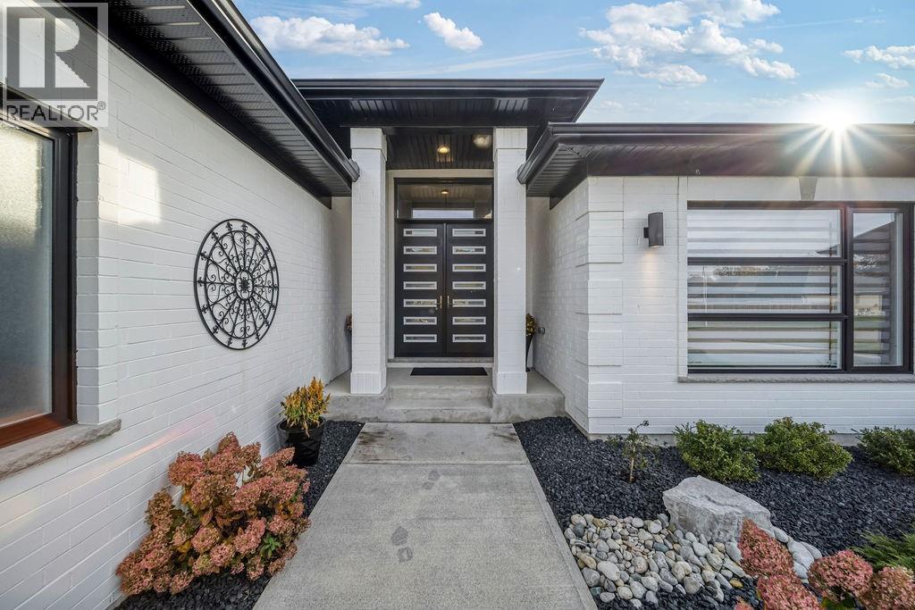 3489 Timber Ridge Road, Plympton-Wyoming, Ontario  N0N 1E0 - Photo 7 - 25026531