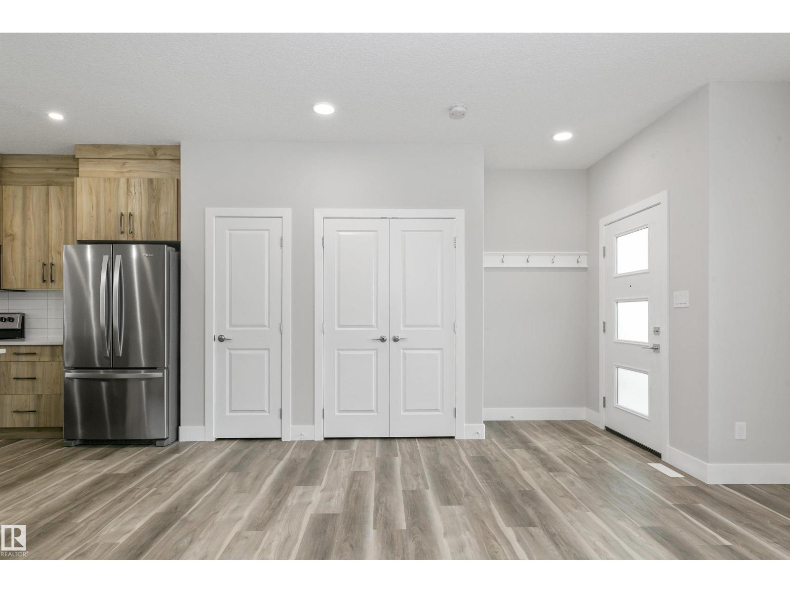 5060 Chappelle Rd Sw, Edmonton, Alberta  T6W 4H7 - Photo 3 - E4462765