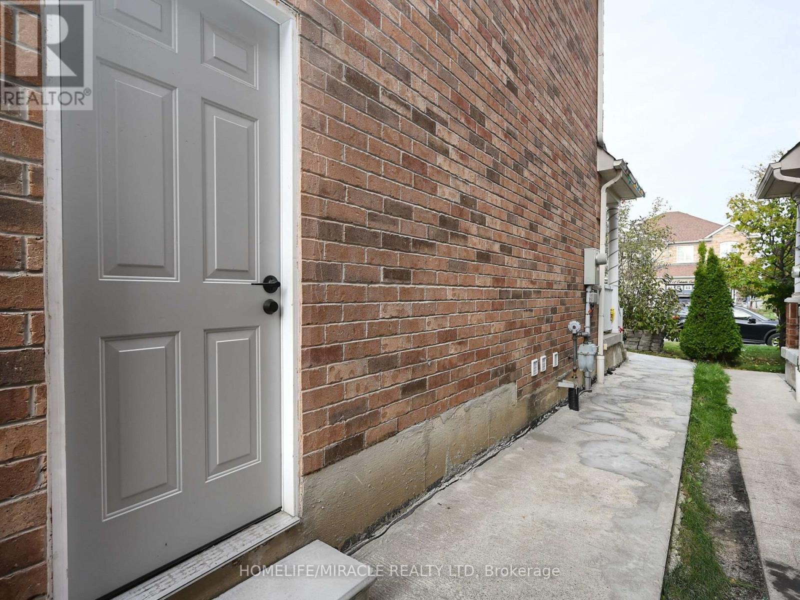4717 Colombo Crescent, Mississauga, Ontario  L5M 7R3 - Photo 46 - W12465517