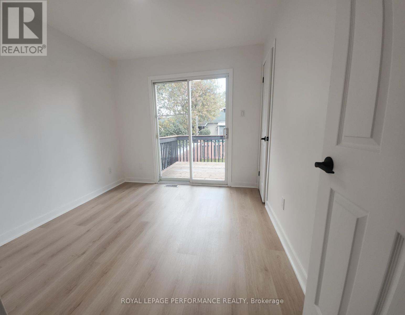 405 Carleton Street E, Cornwall, Ontario  K6H 4X9 - Photo 19 - X12465190