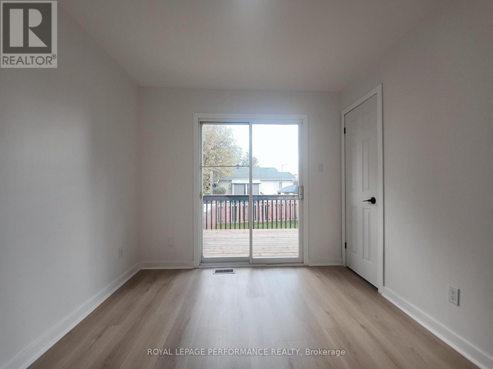 405 Carleton Street E, Cornwall, Ontario  K6H 4X9 - Photo 20 - X12465190