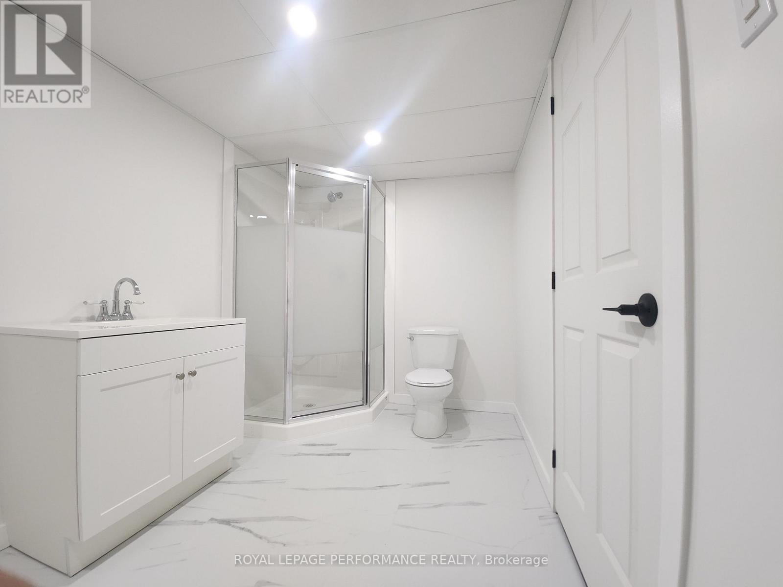405 Carleton Street E, Cornwall, Ontario  K6H 4X9 - Photo 32 - X12465190