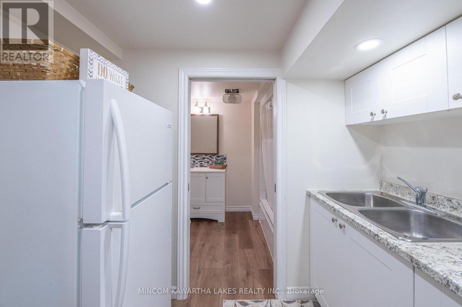 919 Sydenham Road, Peterborough, Ontario  K9J 1K5 - Photo 28 - X12464905