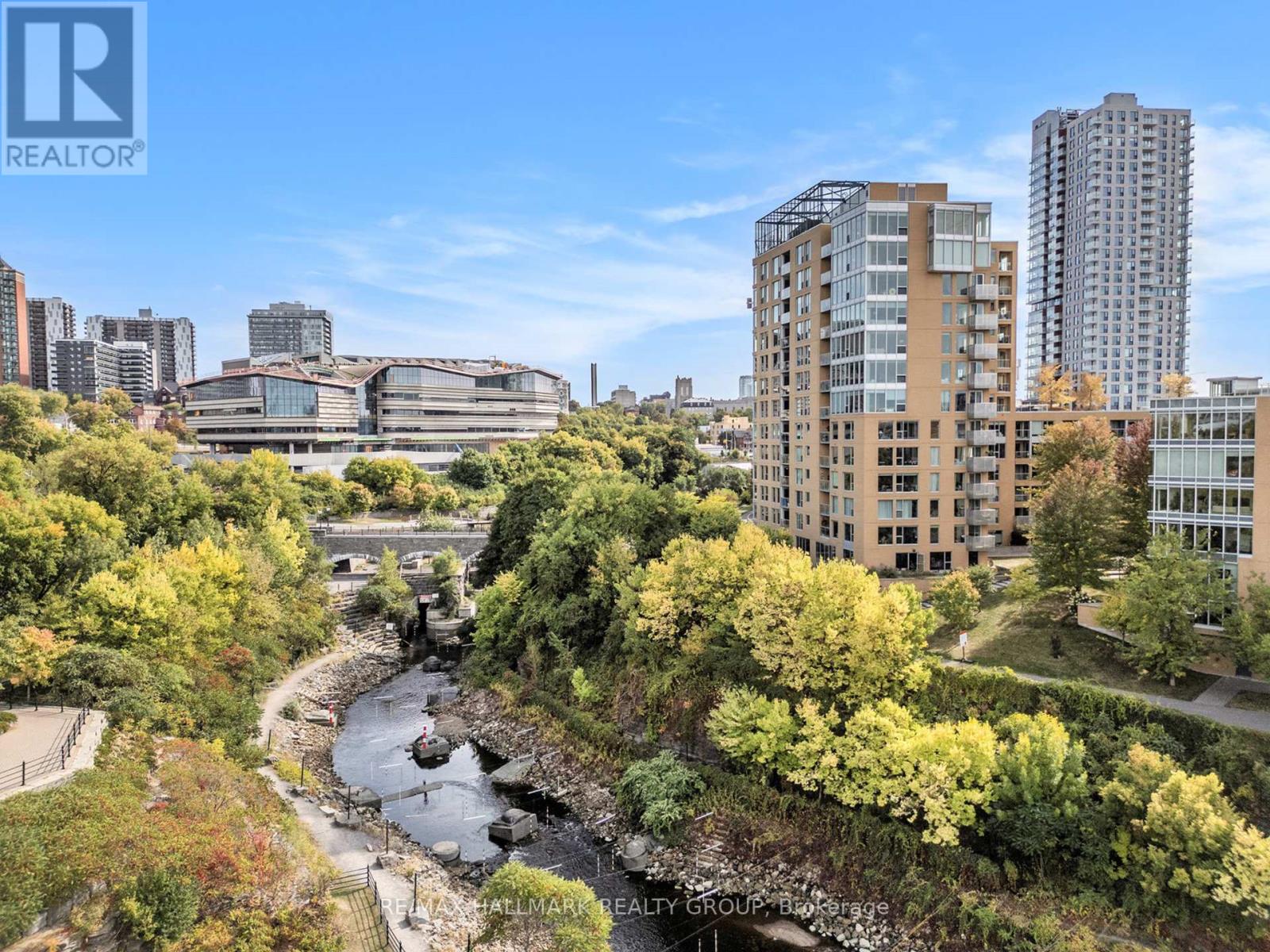 Ph1306 - 250 Lett Street, Ottawa, Ontario  K1R 0A8 - Photo 2 - X12344681