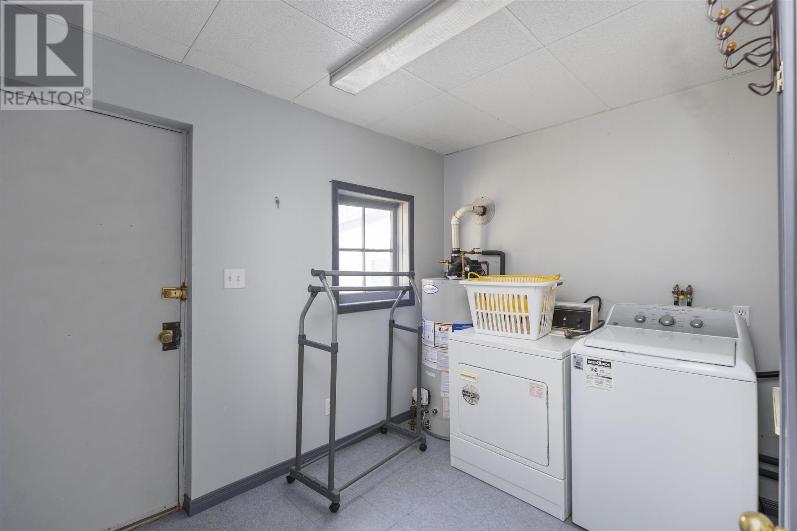 28 Spruce St, Sault Ste. Marie, Ontario  P6B 2G6 - Photo 9 - SM252941