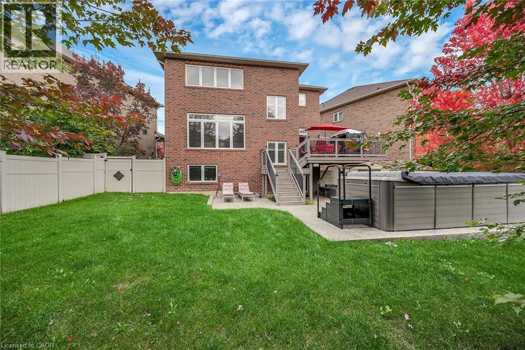 181 Springview Drive, Waterdown, Ontario  L8B 0V9 - Photo 2 - 40780354